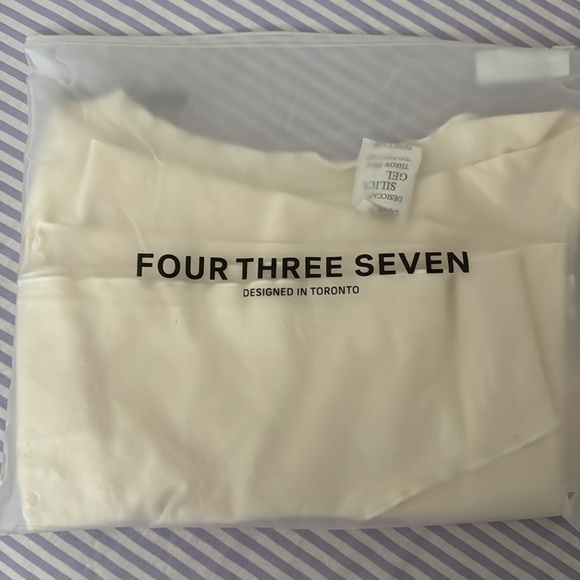 437 The Wrap Top - CREME - Picture 7 of 8